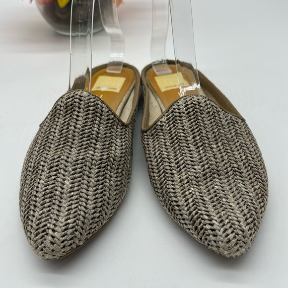 Dolce Vita Shoes - Dolce Vita Tan Poiny Slip On Mule Size 7 CM7397B
